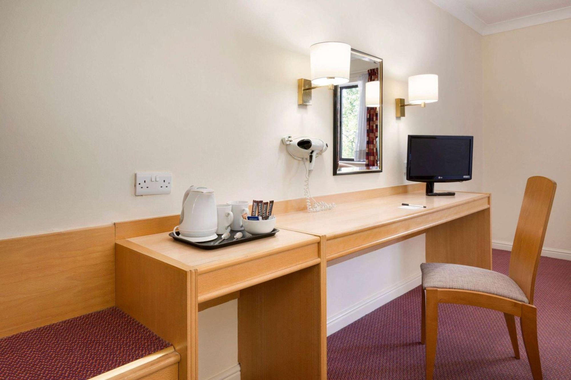 Days Inn Southampton Rownhams Chilworth  Esterno foto