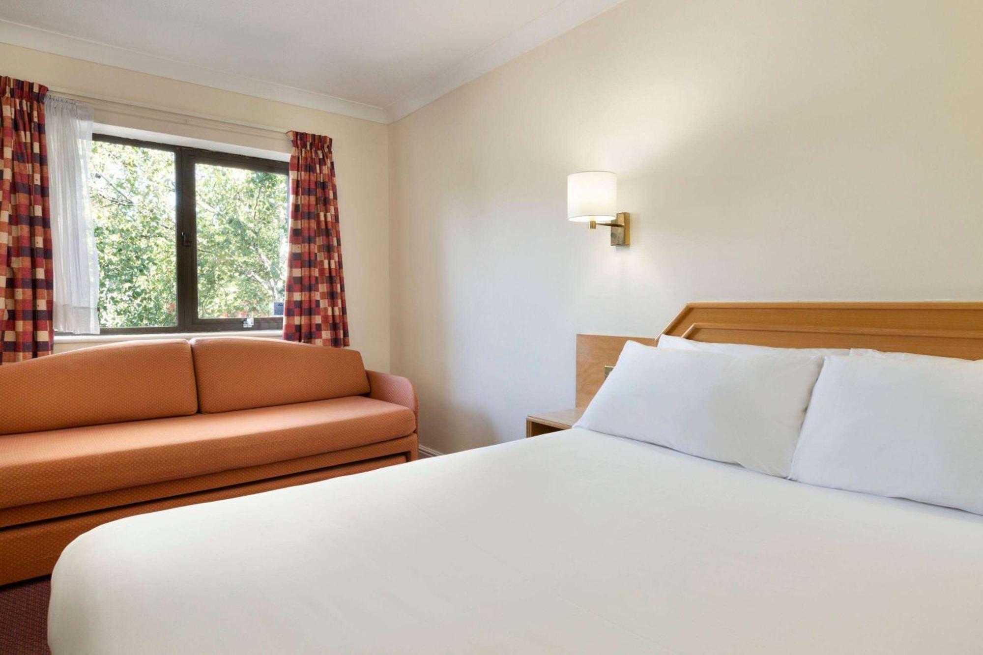 Days Inn Southampton Rownhams Chilworth  Esterno foto