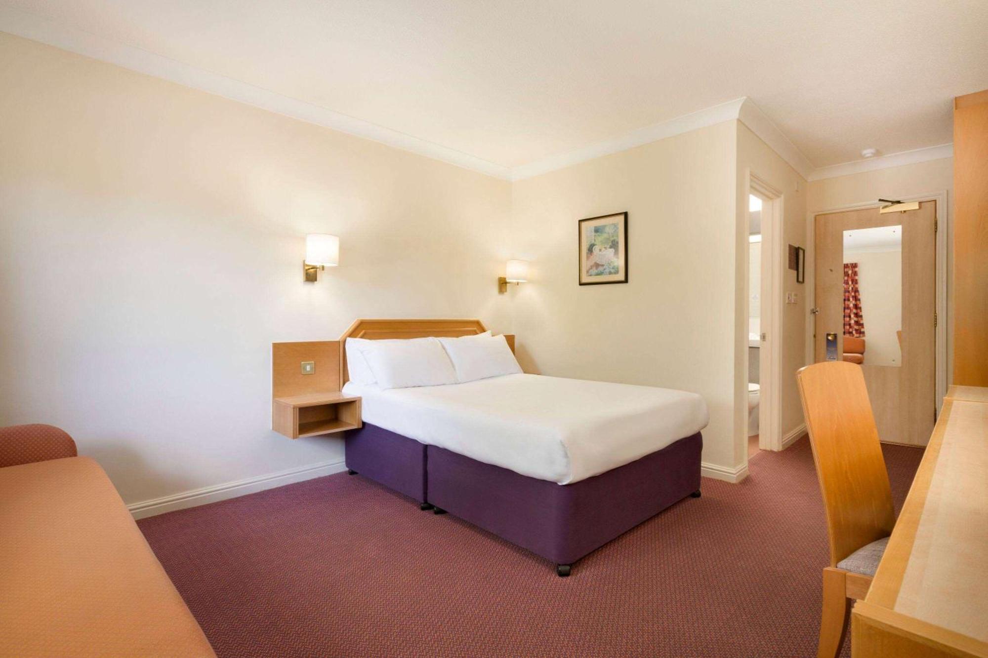 Days Inn Southampton Rownhams Chilworth  Esterno foto